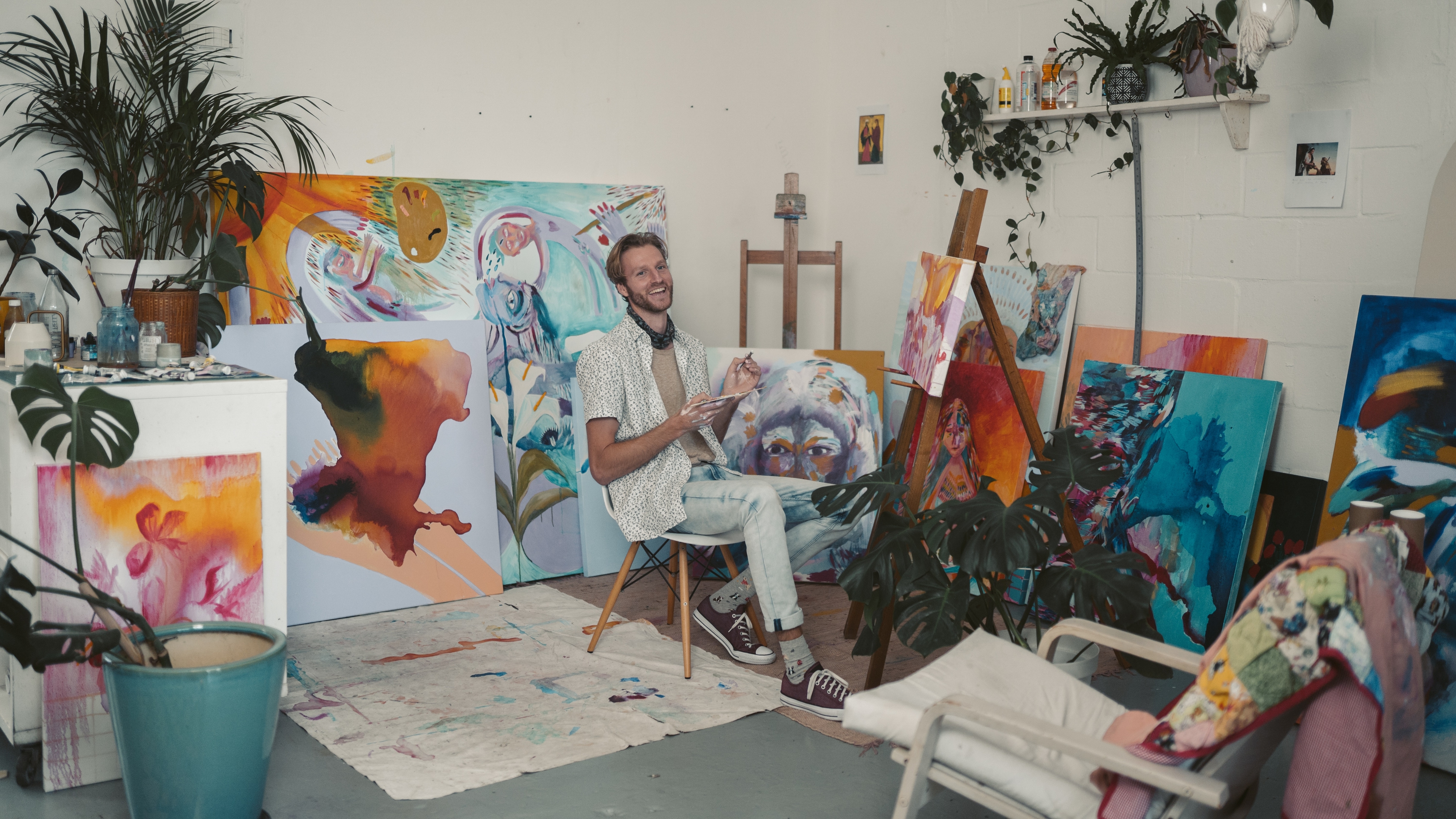 Showroom & art gallery in your self-storage